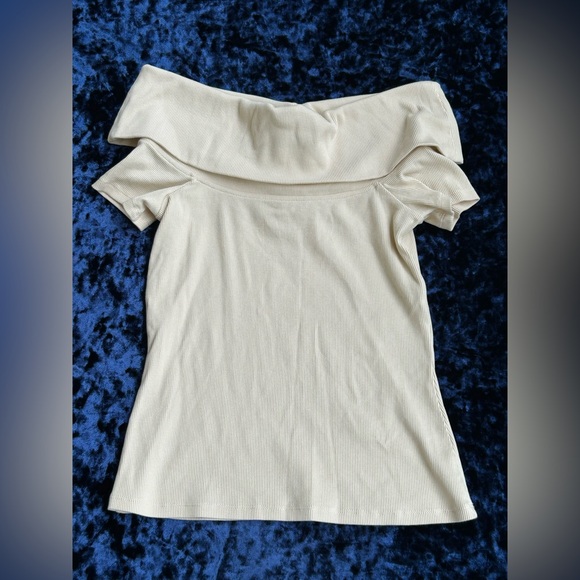 Sezane Cream Off-Shoulder Knit Top - Picture 3 of 9